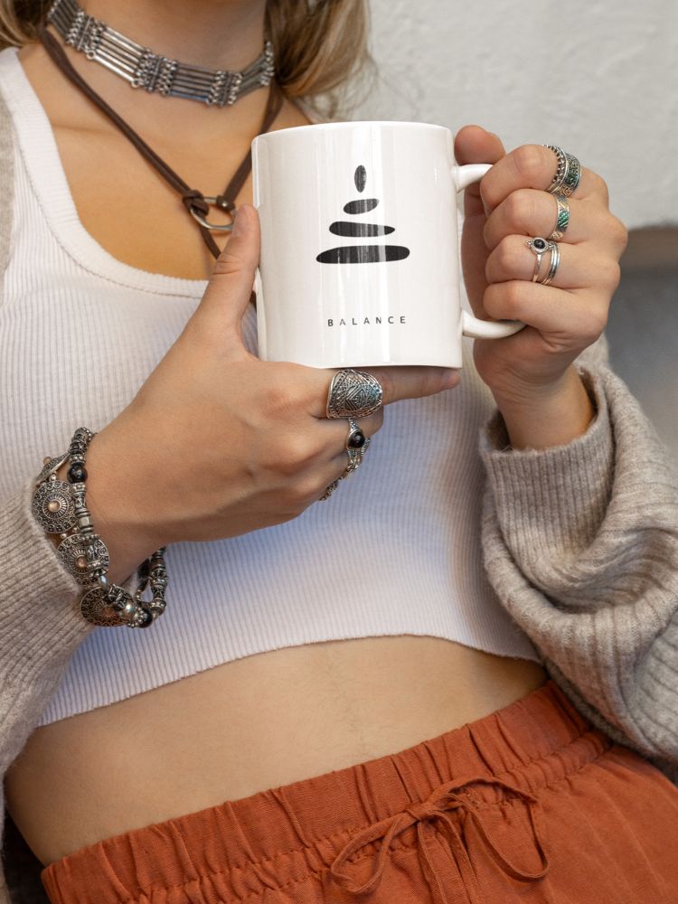 De balance stones keramische mok voor yoga, mindfulness en meditatie. Perfect als yogi mok, koffiemok of als leuk cadeau
